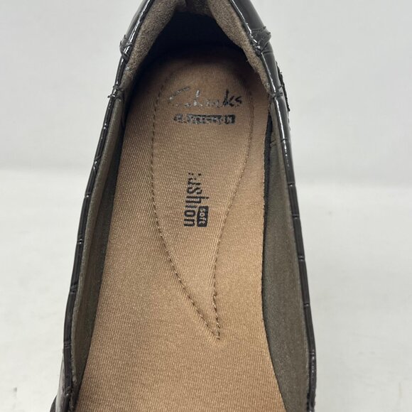 Clarks Womens Gael Feline Brown Slip On Embossed Croc Patent Size 9.5M - Picture 6 of 9